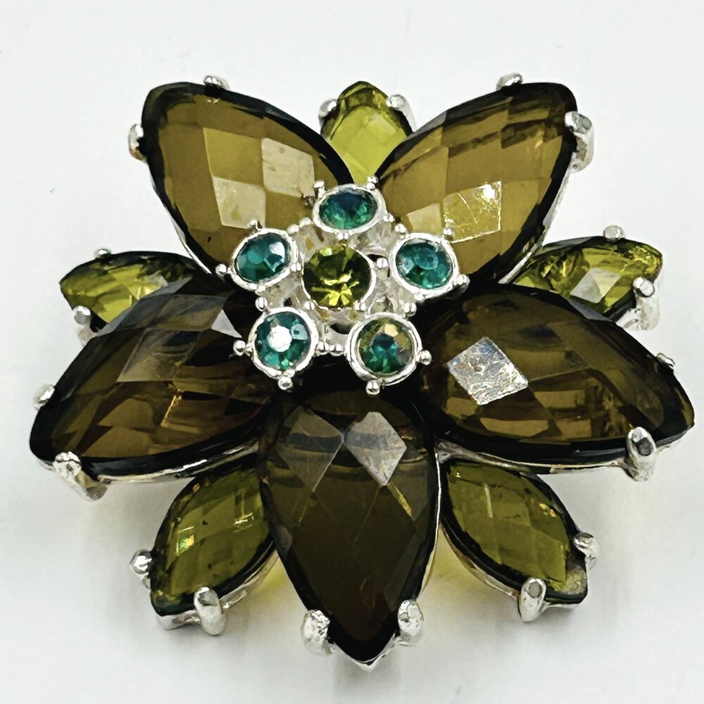 VINTAGE FLOWER BROOCH BROW GREEN RHINESTONES SILVERTONE METAL